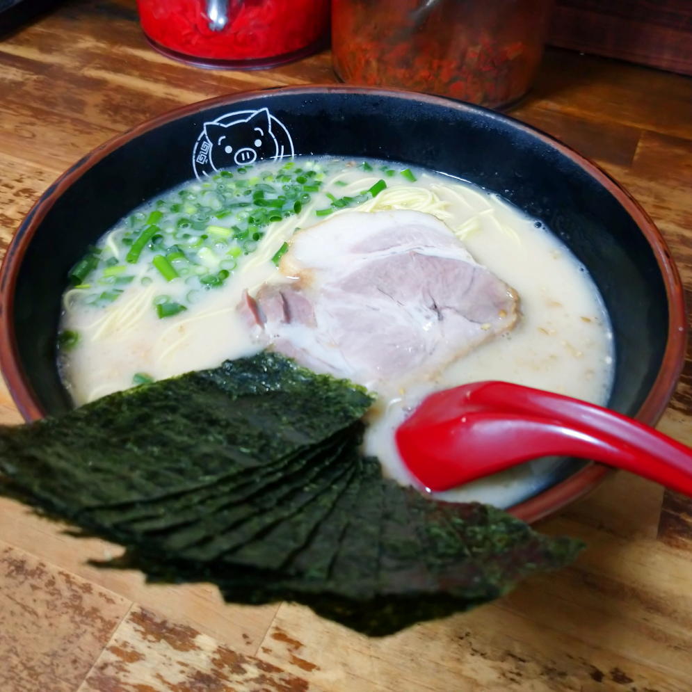 サウナ飯は豚骨ラーメン